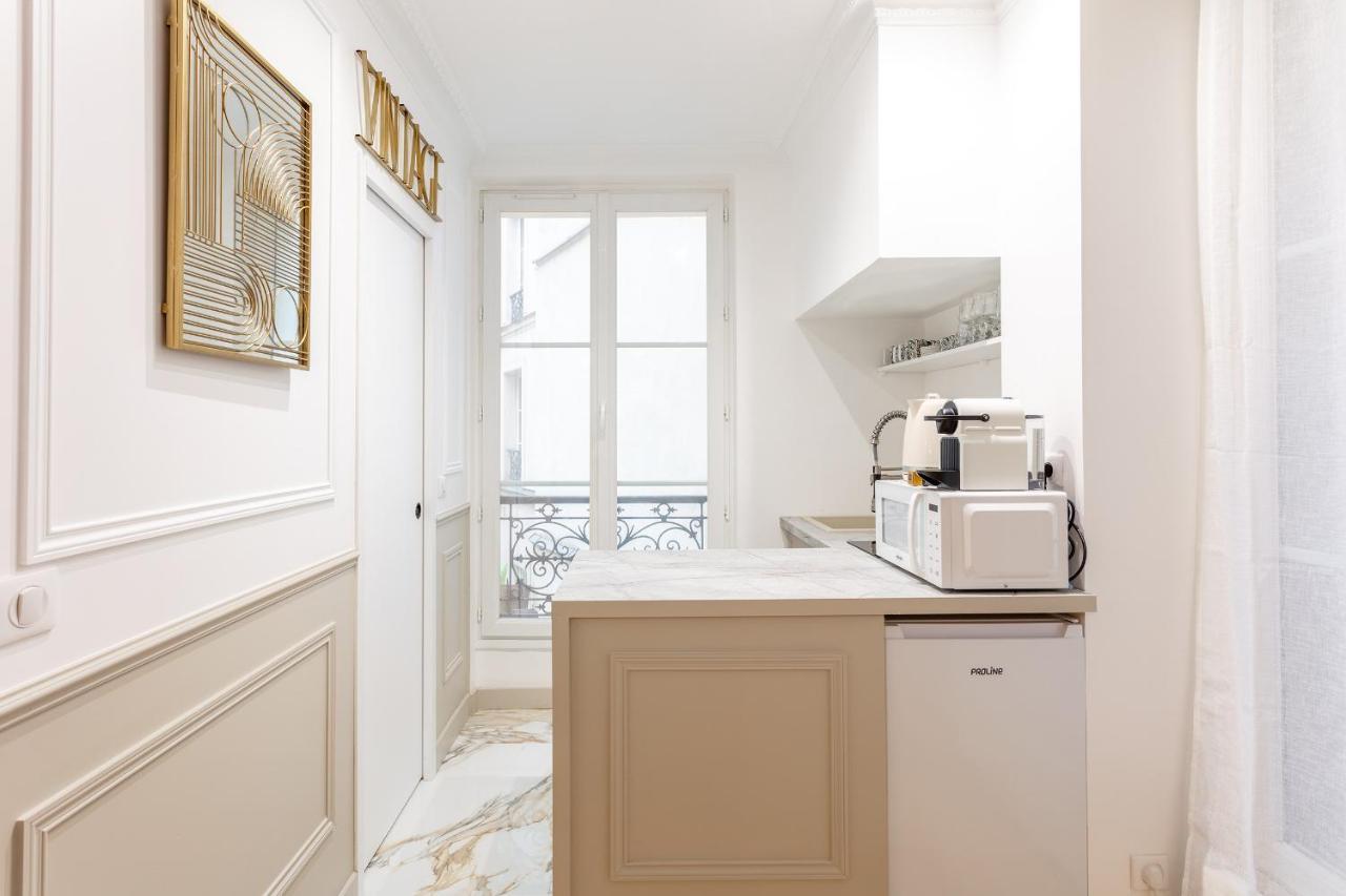 Suite Raphael Tour Eiffel Париж Экстерьер фото